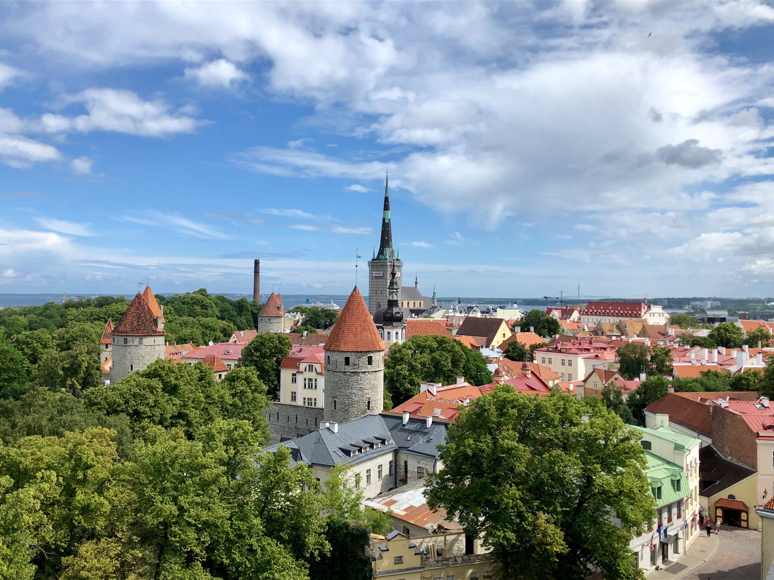Tallinn Open WTA tenniseturniir on Eestis esmakordselt toimuv professionaalsete naistennisistide turniir, mis toimub 24.09 – 02.10.2022 Forus Spordikeskuses Ton